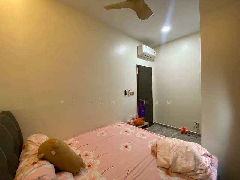 Kondominium untuk Dijual di The Henge - Yi Jun Cham - Bedroom - PropertyGuru.com.my