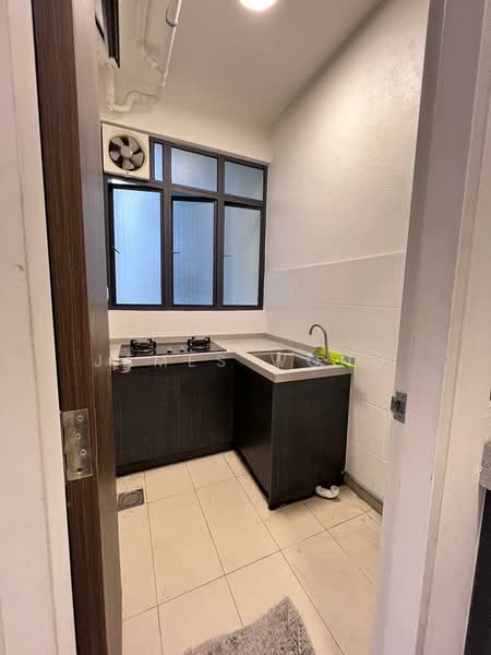 Service Residence for Rent at Seasons Garden Residences - James Wong - Kitchen - PropertyGuru.com.my