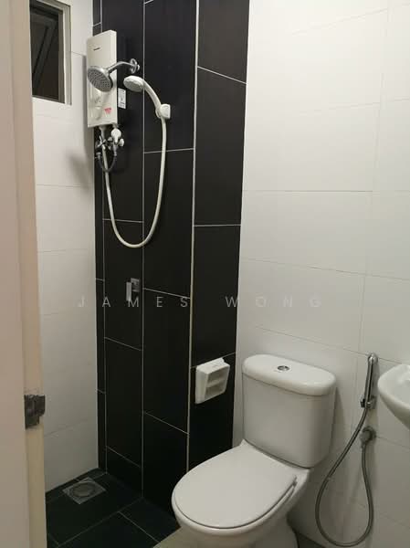 Service Residence for Rent at Seasons Garden Residences - James Wong - Bathroom - PropertyGuru.com.my