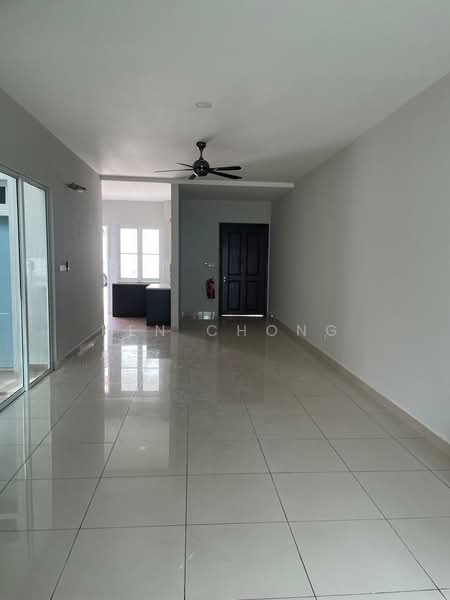 Rumah Teres 2 Tingkat untuk Disewa di Setia Eco Templer (Rawang) - Ken Chong - Living Room - PropertyGuru.com.my