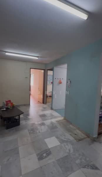 Rumah Flat untuk Dijual di Desa Petaling Flat - Marvin Lee - Living Room - PropertyGuru.com.my