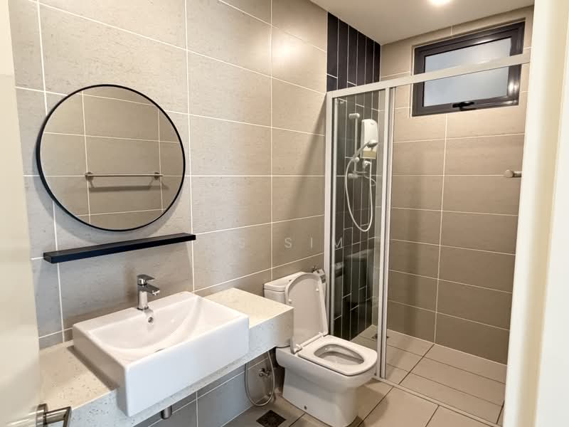 Servis Apartment untuk Disewa di The Cruise Residence - Ms Sim - Bathroom - PropertyGuru.com.my