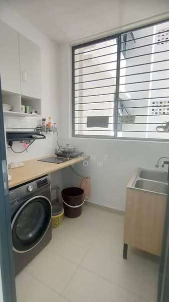 Condominium for Rent at Queens Residences Q2 @ Queens Waterfront - Lynnz Seow - Kitchen - PropertyGuru.com.my