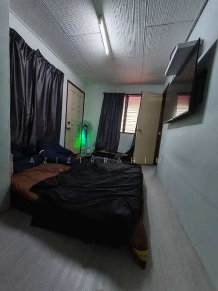 Rumah Teres 2 Tingkat untuk Dijual di Jinjang (Kuala Lumpur) - Azizirrahim . - Bedroom - PropertyGuru.com.my