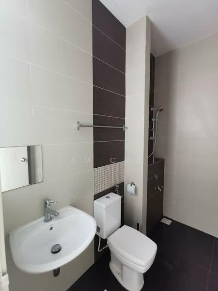 Rumah Kluster untuk Dijual di Nusa Duta (Iskandar Puteri (Nusajaya)) - Sam Chai - Bathroom - PropertyGuru.com.my
