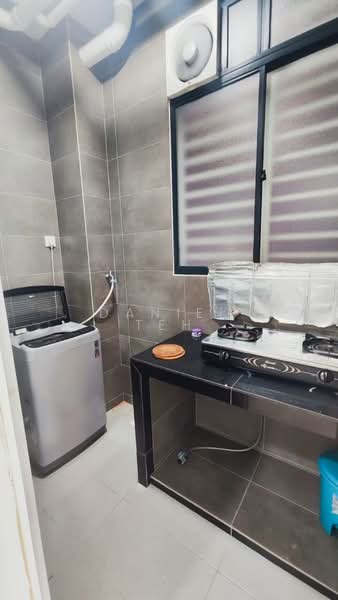 Condominium for Rent at Parkhill Residence - Daniel Teh - Kitchen - PropertyGuru.com.my