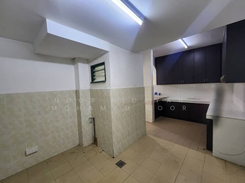 Rumah Teres 2 Tingkat untuk Dijual di Seksyen 5 Wangsa Maju (Wangsa Maju) - Noor Hidayah Mohamad Noor - Kitchen - PropertyGuru.com.my