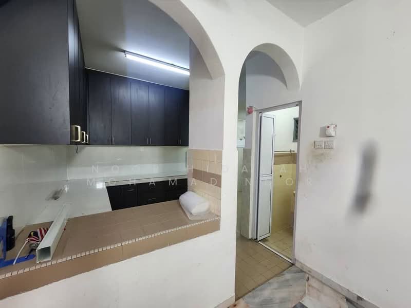 Rumah Teres 2 Tingkat untuk Dijual di Seksyen 5 Wangsa Maju (Wangsa Maju) - Noor Hidayah Mohamad Noor - Kitchen - PropertyGuru.com.my