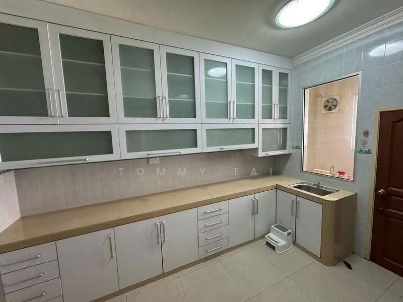 2-storey Terraced House for Sale in Taman Seri Orkid (Skudai) - Tommy Tai - Kitchen - PropertyGuru.com.my