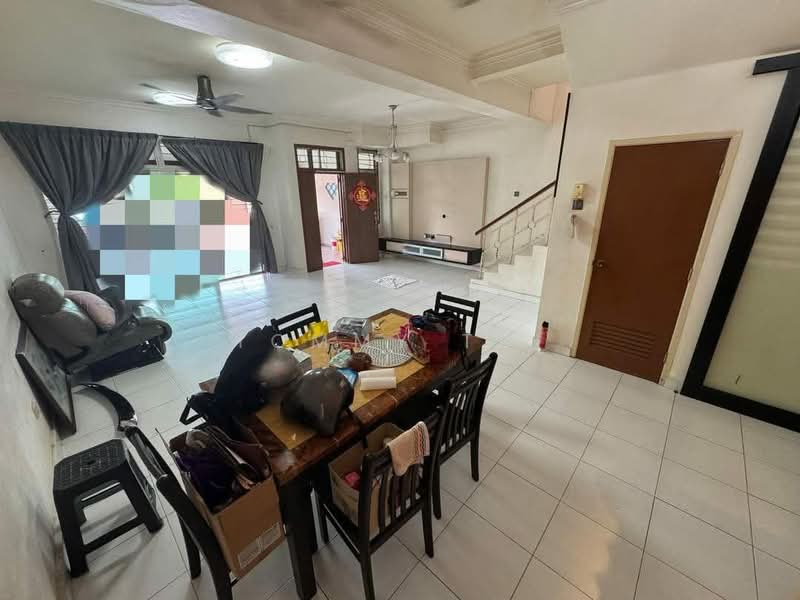 2-storey Terraced House for Sale in Taman Seri Orkid (Skudai) - Tommy Tai - Living Room - PropertyGuru.com.my