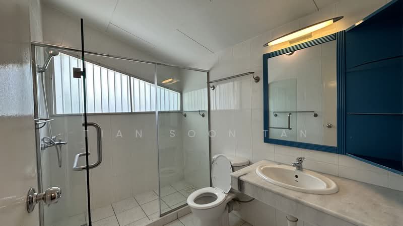 Rumah Banglo untuk Dijual di Bukit Bandaraya (Bangsar) - Tian Soon Tan - Bathroom - PropertyGuru.com.my