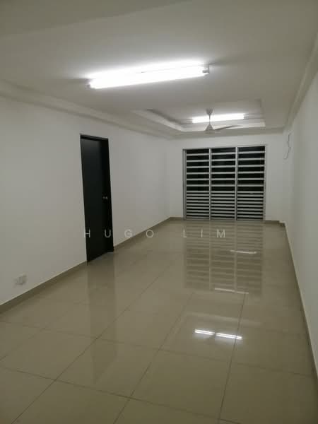 Pangsapuri untuk Disewa di Palm Garden Apartment - Hugo Lim - Living Room - PropertyGuru.com.my
