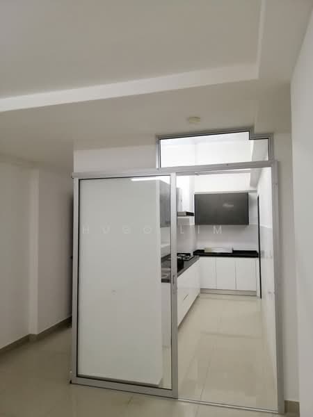 Pangsapuri untuk Disewa di Palm Garden Apartment - Hugo Lim - Kitchen - PropertyGuru.com.my