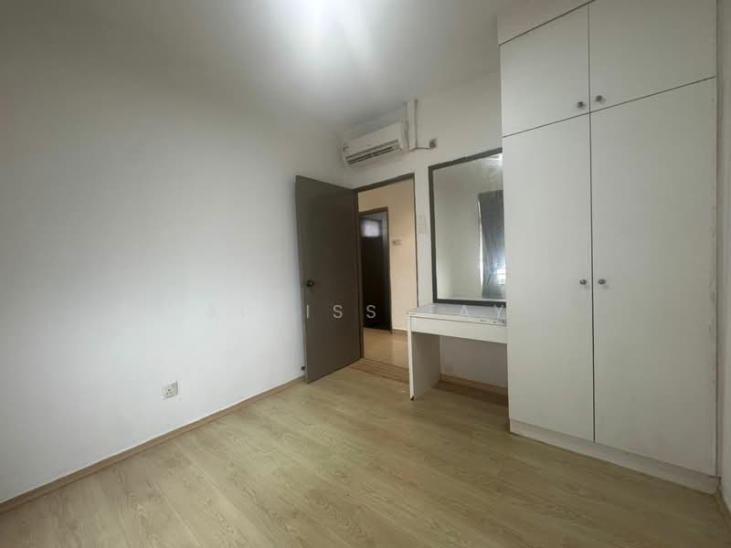 Servis Apartment untuk Dijual di Larkin Heights - Alviss Tay - PropertyGuru.com.my