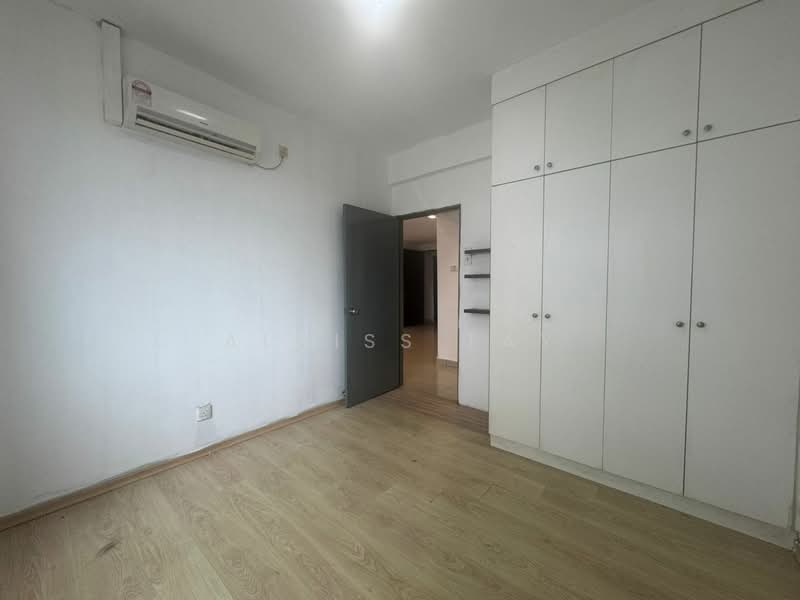 Servis Apartment untuk Dijual di Larkin Heights - Alviss Tay - PropertyGuru.com.my