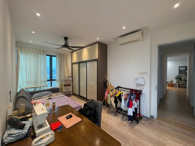 Service Residence for Sale at United Point (Residensi Berpadu) - Yi Jun Cham - Bedroom - PropertyGuru.com.my