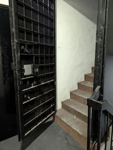 Office for Rent in Batu 11 (Cheras) - Dennix Chin - Corridor - PropertyGuru.com.my