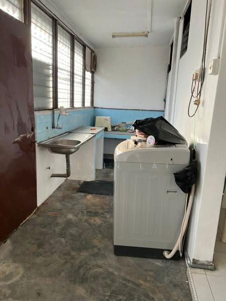 Rumah Teres 1-Tingkat untuk Dijual di Dengkil (Selangor) - Kelvin Lai - Kitchen - PropertyGuru.com.my