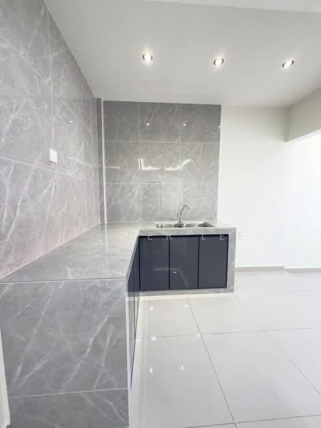 Flat for Sale at Taman Plentong Utama - Kasper Lee - Kitchen - PropertyGuru.com.my