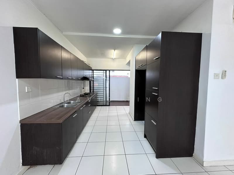 Rumah Teres 3 Tingkat untuk Dijual di Lake Fields (Sungai Besi) - David Ting - Kitchen - PropertyGuru.com.my