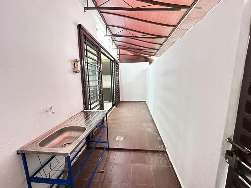 Rumah Teres 3 Tingkat untuk Dijual di Lake Fields (Sungai Besi) - David Ting - Exterior - PropertyGuru.com.my