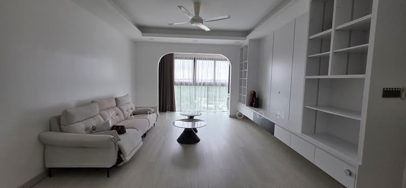 Servis Apartment untuk Dijual di Isola - Karen Yoon - Living Room - PropertyGuru.com.my