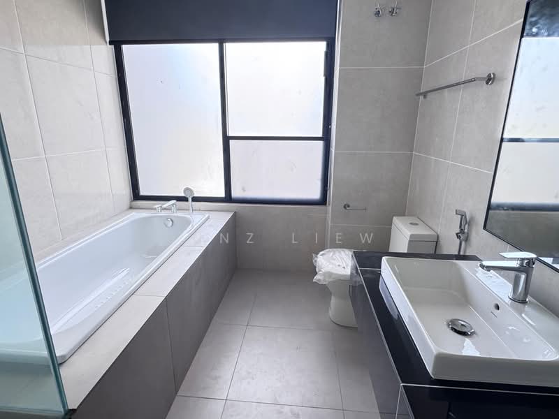 Bungalow for Sale in Johor Bahru (Johor) - Junz Liew - PropertyGuru.com.my