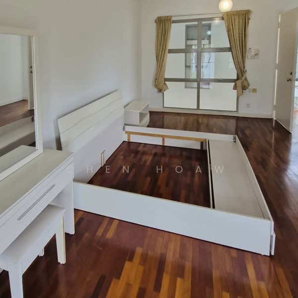 3-storey Terraced House for Rent in Sierramas (Sungai Buloh) - Chen Hoaw - Bedroom - PropertyGuru.com.my