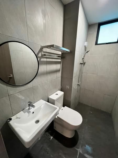 Kondominium untuk Disewa di Residensi Pauh Armani - TG Ong - Bathroom - PropertyGuru.com.my