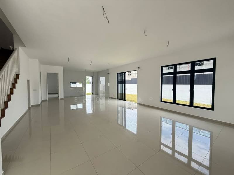 Rumah Kluster untuk Dijual di Taman Ekoflora (Johor Bahru) - Evon Yap - Living Room - PropertyGuru.com.my