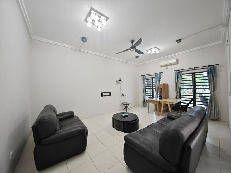 Rumah Berkembar untuk Dijual di Simpang Pulai (Perak) - Sam Lam - Living Room - PropertyGuru.com.my