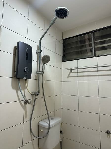 Apartment for Sale at Taman Mesra Indah - C.H. Lee - Bathroom - PropertyGuru.com.my
