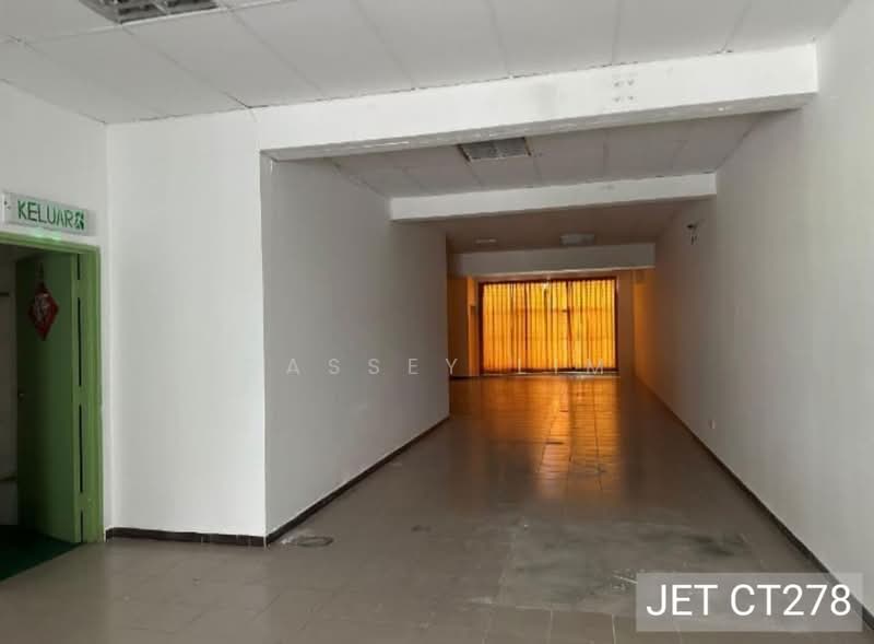Kedai untuk Disewa di Klang (Selangor) - Cassey Lim - Entrance - PropertyGuru.com.my