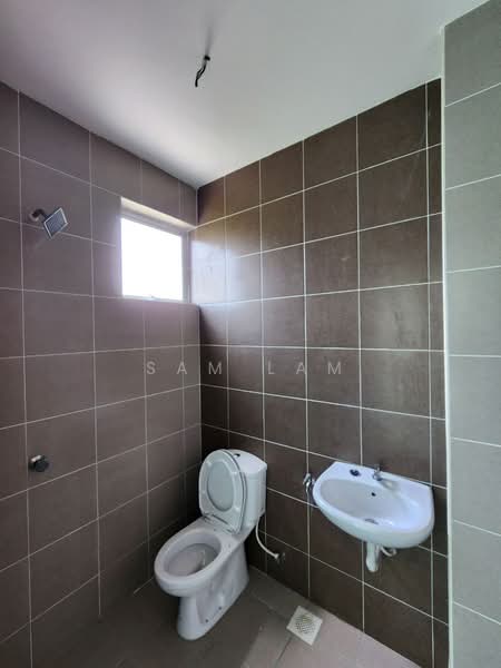 2-storey Terraced House for Sale in Taman Ampang (Ipoh) - Sam Lam - Bathroom - PropertyGuru.com.my