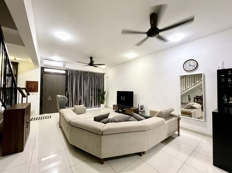 Rumah Teres 2-Tingkat untuk Dijual di Elmina (Shah Alam) - Wan Azlan Ahmad - PropertyGuru.com.my