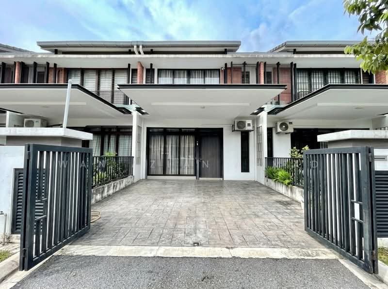 Rumah Teres 2-Tingkat untuk Dijual di Elmina (Shah Alam) - Wan Azlan Ahmad - PropertyGuru.com.my