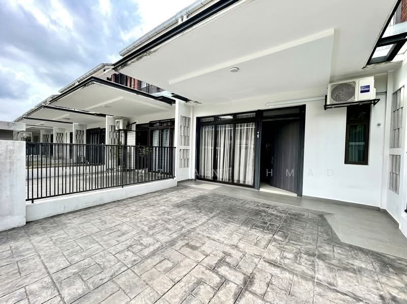Rumah Teres 2-Tingkat untuk Dijual di Elmina (Shah Alam) - Wan Azlan Ahmad - PropertyGuru.com.my