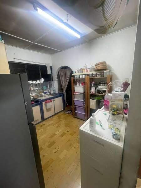 Flat for Sale at Flat Taman Ungku Tun Aminah - Kelvin Chop - Kitchen - PropertyGuru.com.my