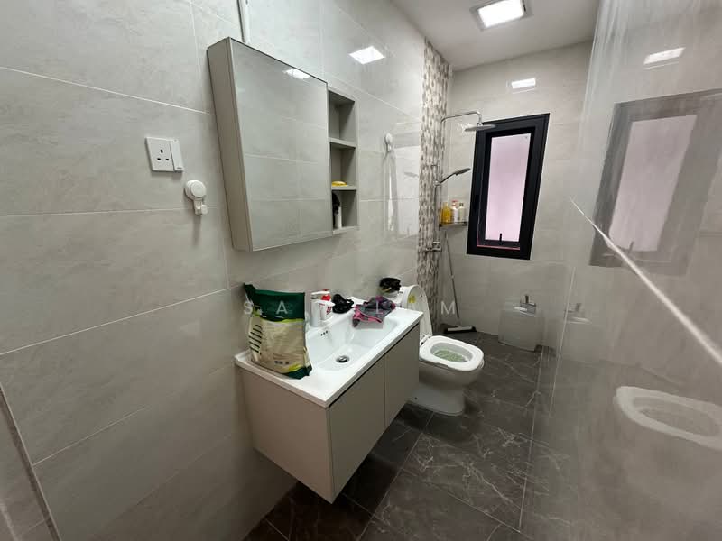 Bungalow for Sale in Taman Chateau (Ipoh) - Sam Lam - Bathroom - PropertyGuru.com.my