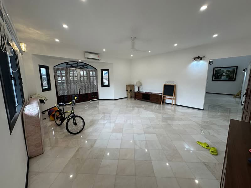 Bungalow for Sale in Taman Chateau (Ipoh) - Sam Lam - Living Room - PropertyGuru.com.my