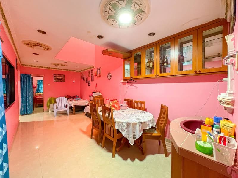 Rumah Teres untuk Dijual di Taman Sri Serdang (Seri Kembangan) - Mahafiz . - Dining Room - PropertyGuru.com.my