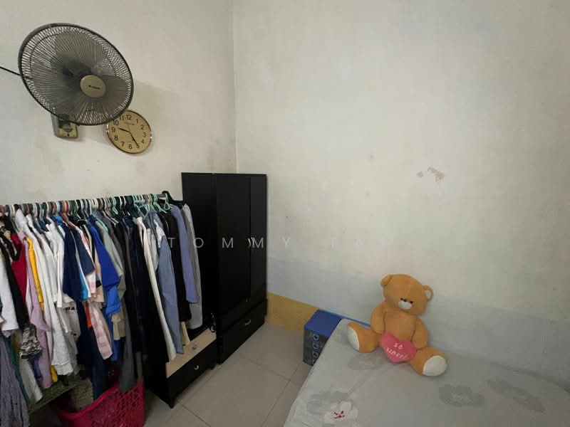 Rumah Teres 1 Tingkat untuk Dijual di Taman Universiti (Skudai) - Tommy Tai - Bedroom - PropertyGuru.com.my