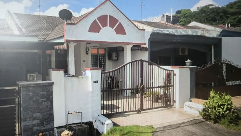 Rumah Teres 1 Tingkat untuk Dijual di Taman Universiti (Skudai) - Tommy Tai - Exterior - PropertyGuru.com.my
