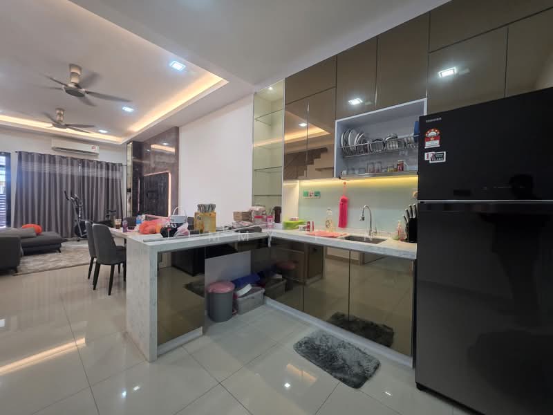 Rumah Teres 2 Tingkat untuk Dijual di Bandar Seri Coalfields (Sungai Buloh) - Jimmy Tan - Kitchen - PropertyGuru.com.my