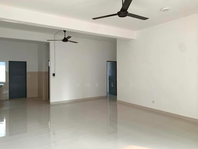 Rumah Teres untuk Disewa di Beranang (Selangor) - Penny Loh - Living Room - PropertyGuru.com.my