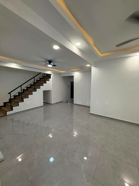 2-storey Terraced House for Sale in Taman Johor Jaya (Johor Bahru) - Nico Chong - Living Room - PropertyGuru.com.my