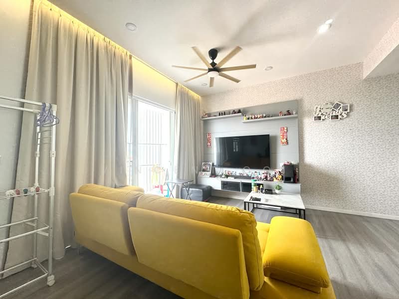 Kondominium untuk Dijual di The Amarene - Vincent Ooi - Living Room - PropertyGuru.com.my