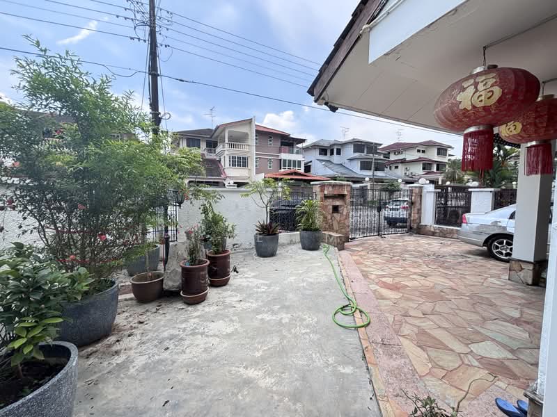 Rumah Berkembar untuk Dijual di Taman Pelangi (Johor Bahru) - Ang Wee Meng - PropertyGuru.com.my