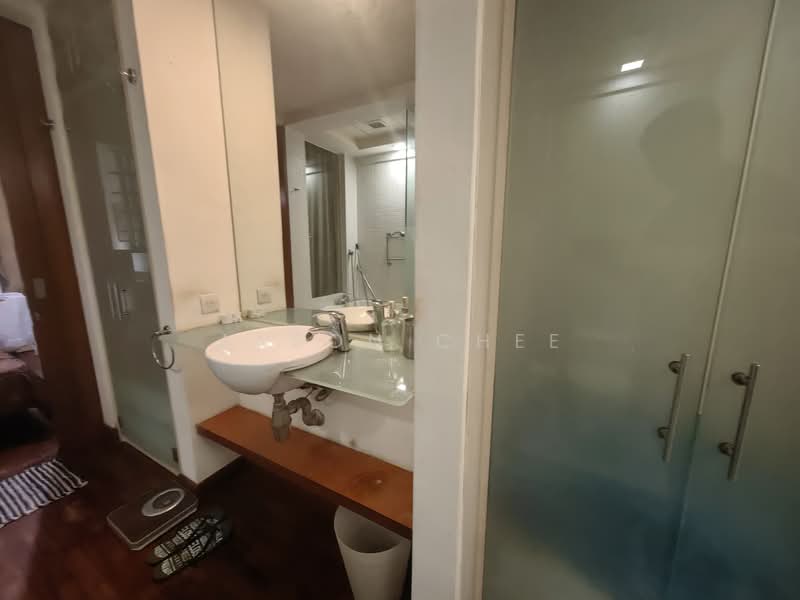Kondominium untuk Disewa di 10 Semantan Suites - Jason Chee - Bathroom - PropertyGuru.com.my