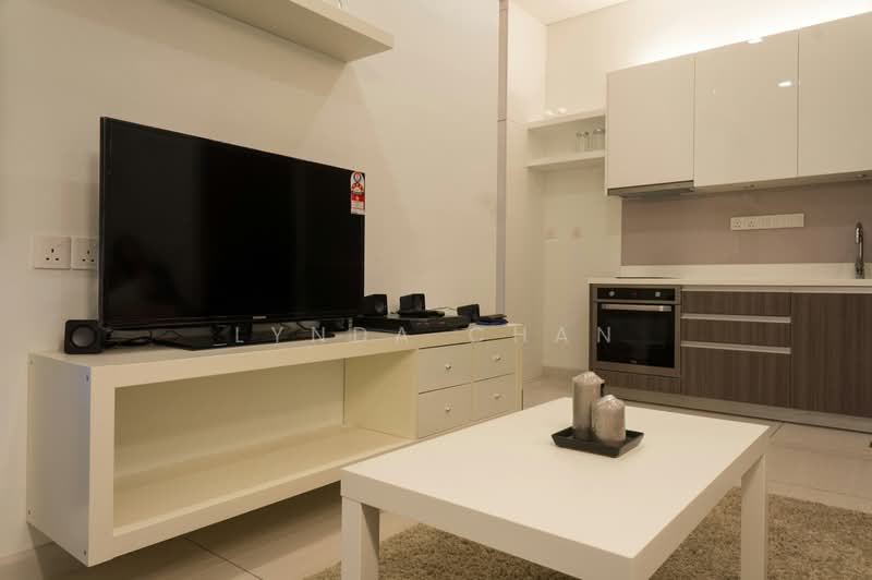 Kondominium untuk Disewa di The LIGHT COLLECTION II - Lynda Chan - Living Room - PropertyGuru.com.my
